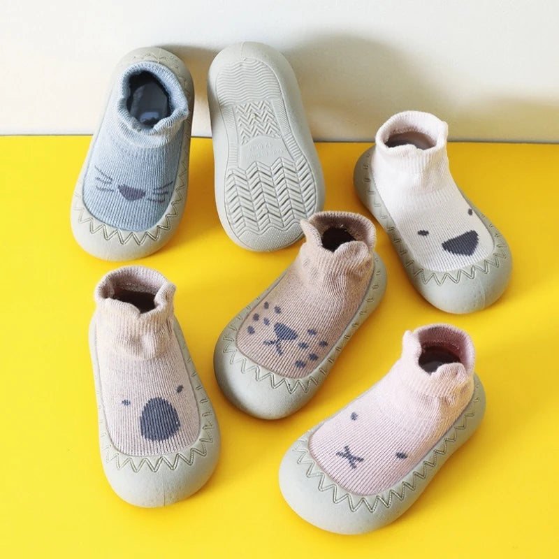 Baby Sock Shoes Infant First Walkers Toddler Non-Slip Breathable Slippers with Soft Rubber Sole Indoor Outdoor Slip on Sneakers