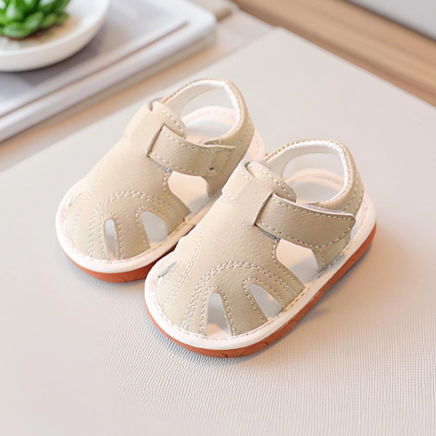 Adorable Toddler Squeaky Sandals with Non-Slip Soles Lightweight Baby First Walking Shoes for Boys and Girls in Summer